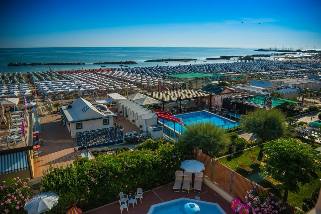 Villa Fiorita Cattolica Extérieur photo